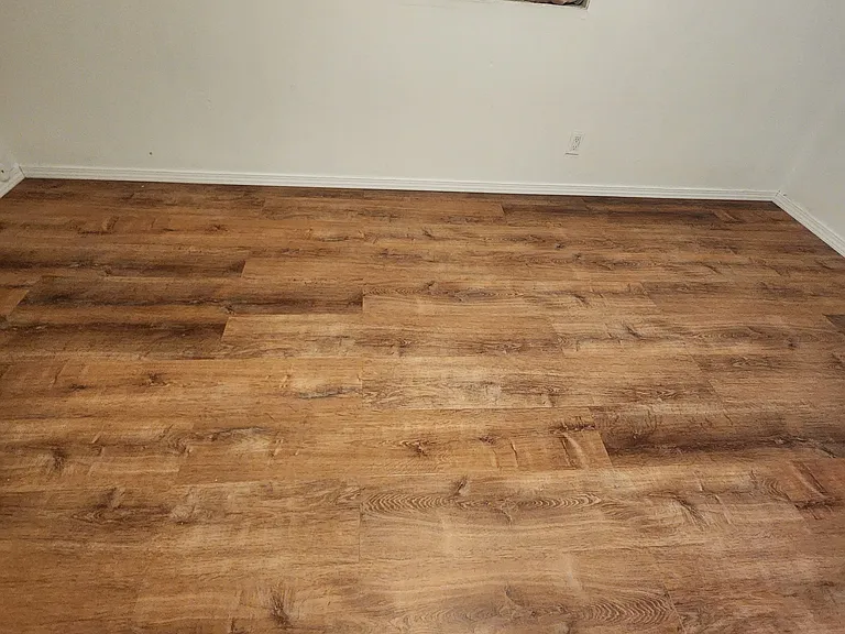 608 E Princeton Ave — Photo 6