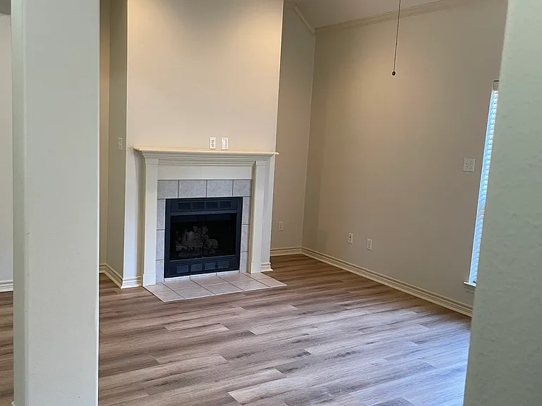 6214 Ashton Ct — Photo 3