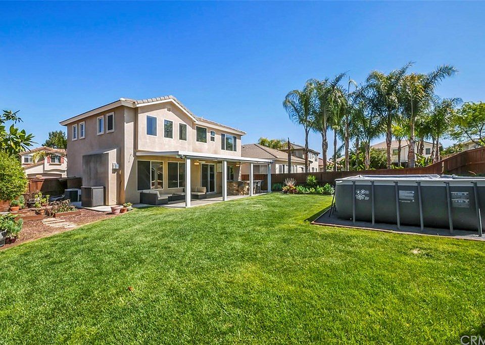 1st image of 32745 Castana Dr