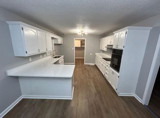 91 Hughes Dr, Jackson, TN 38305