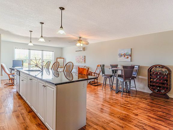 2nd image of 516 Macewen Rd #307