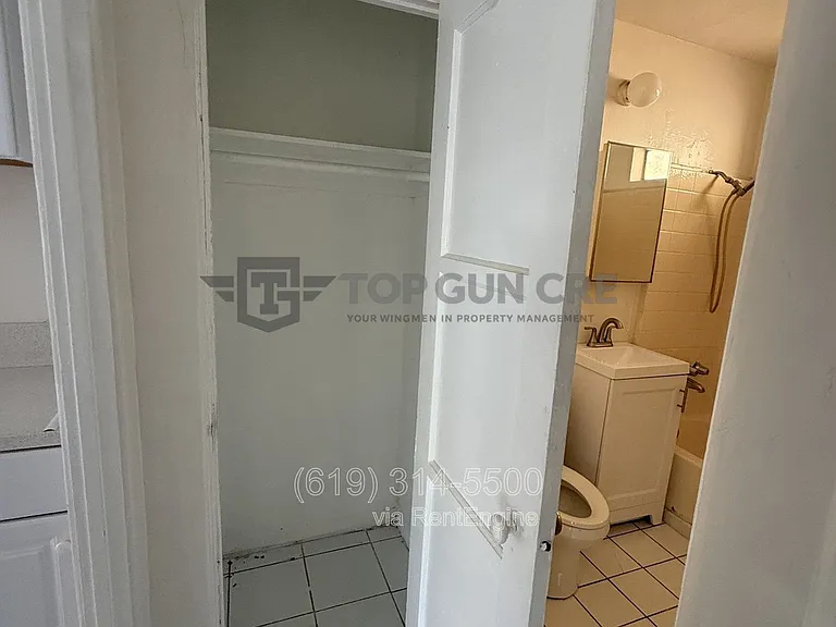4050-58 N 42nd St #4050 — Photo 9