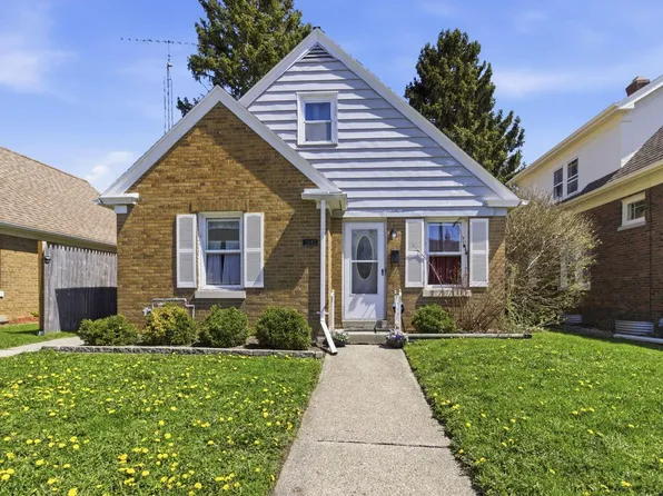 2045 Quincy AVENUE, Racine, WI 53403