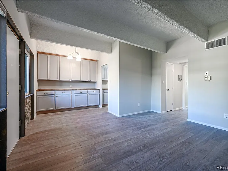 364 S Ironton St #315 — Photo 5