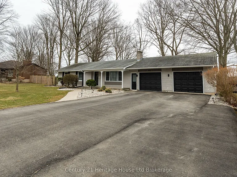 93 James Ave — Photo 4