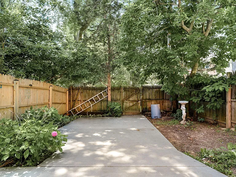 2804 Balliett Ct — Photo 24