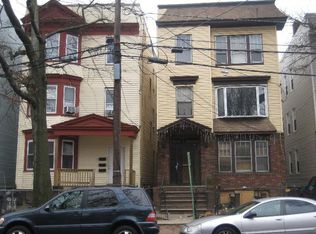 98 Hopkins Pl, Irvington, NJ 07111