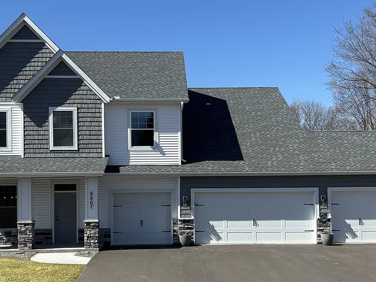 9867 Kahler Ave NE — Photo 3