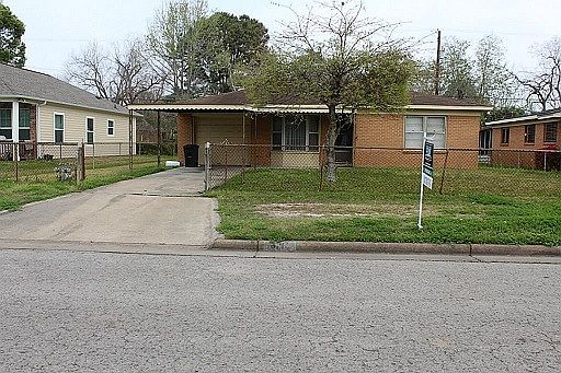 1st image of 6214 Diamond Ct