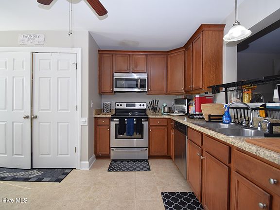 3rd image of 4100 Brook Creek Lane #A