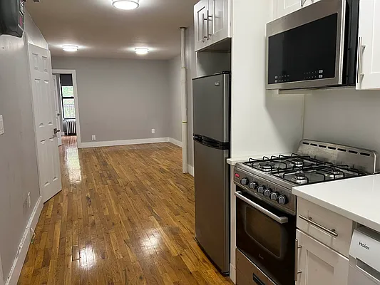 Rented by Premier One Realty LLC | media 11