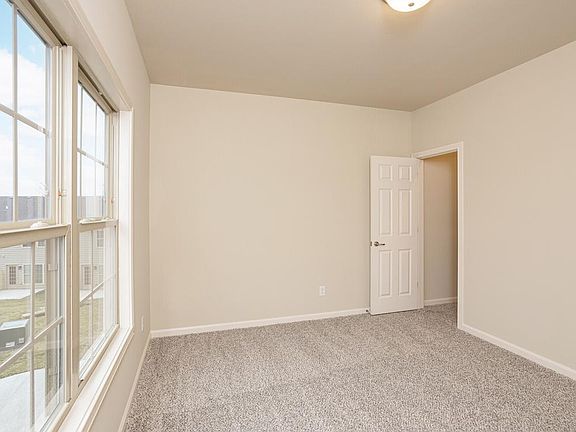 4th image of 320 Hannah Todd Pl #212