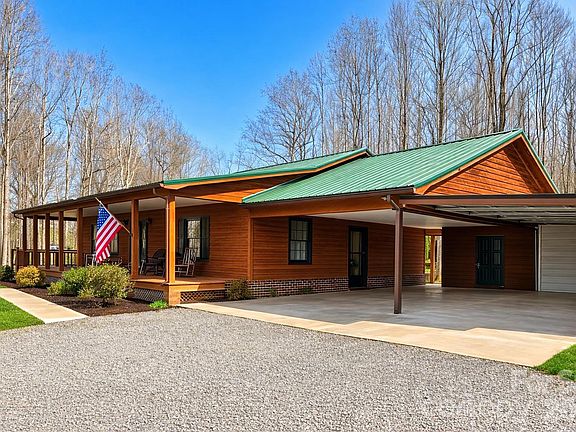 2nd image of 130 Coite Ln