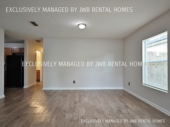 3rd image of 8408 Jasper Ave