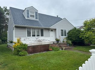 (Undisclosed Address), Bellmore, NY 11710