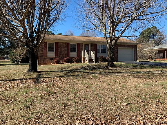 2nd image of 1011 Highland Hills Dr