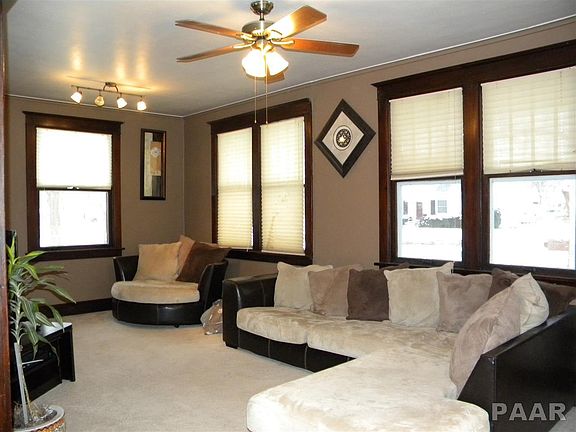2nd image of 1019 S 4th St