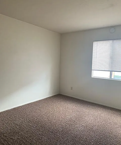 1810 E Blacklidge Dr #726 — Photo 8