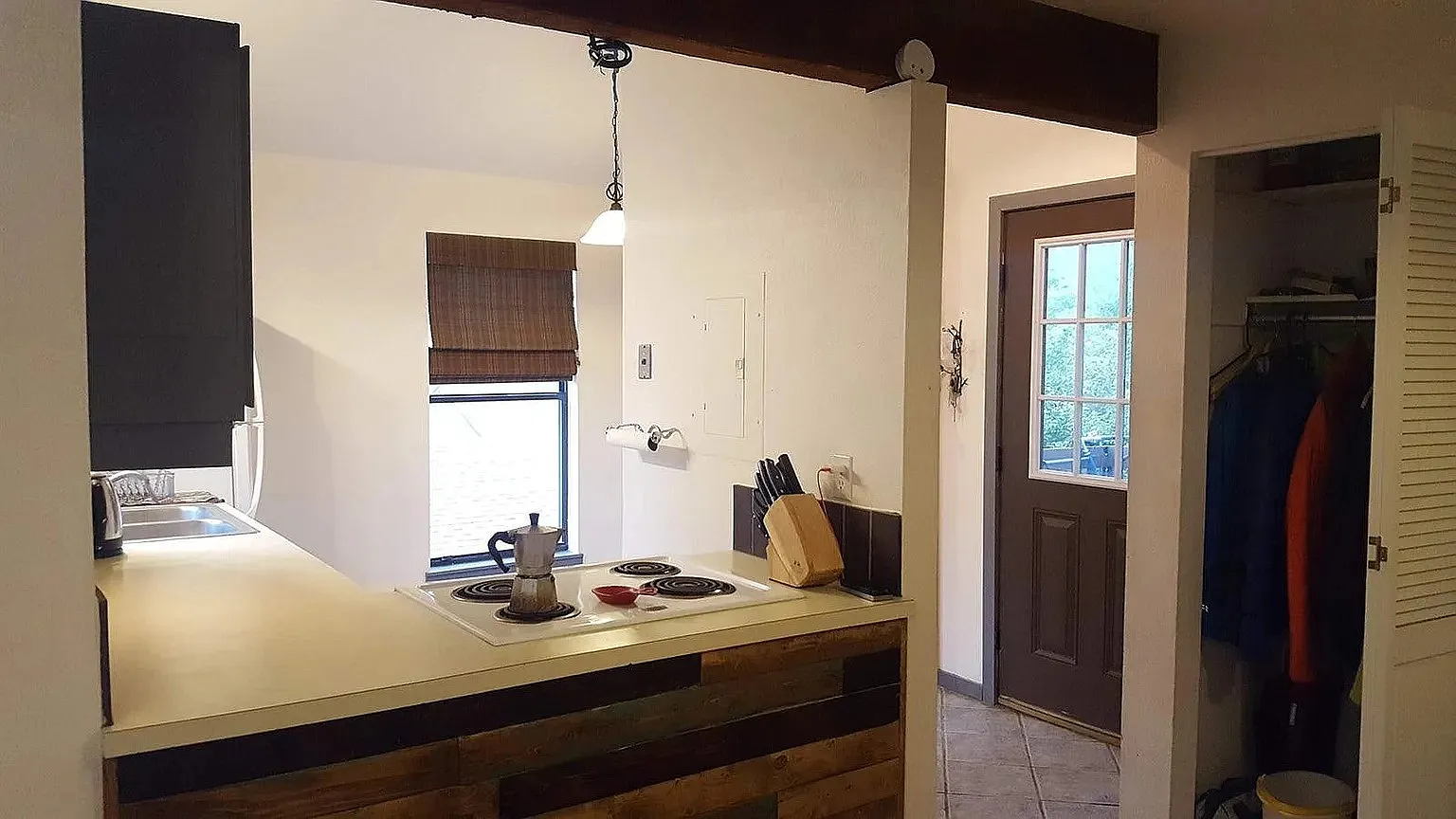 2 bed, 816 sqft, $2,200 — Photo 4
