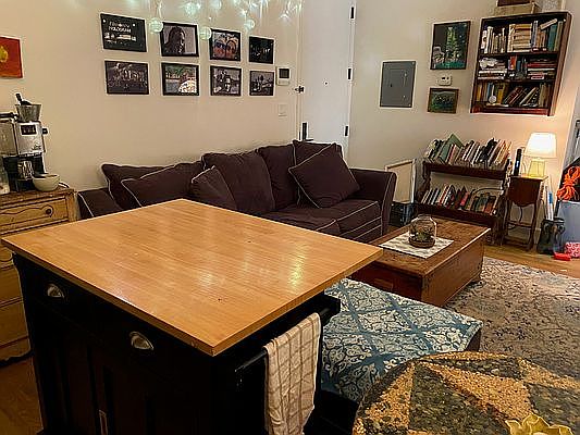 4th image of 406 Cornelia St #2A