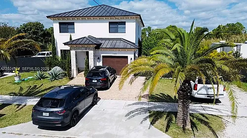 11855 SW 227th St Photo 1