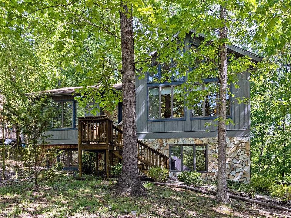 1st image of 2749 Lanier Ln