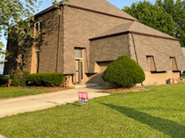 1637 Sheffield Dr, Elgin, IL 60123