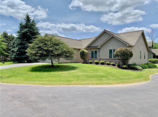 9 English Station Rd, Rochester, NY 14616