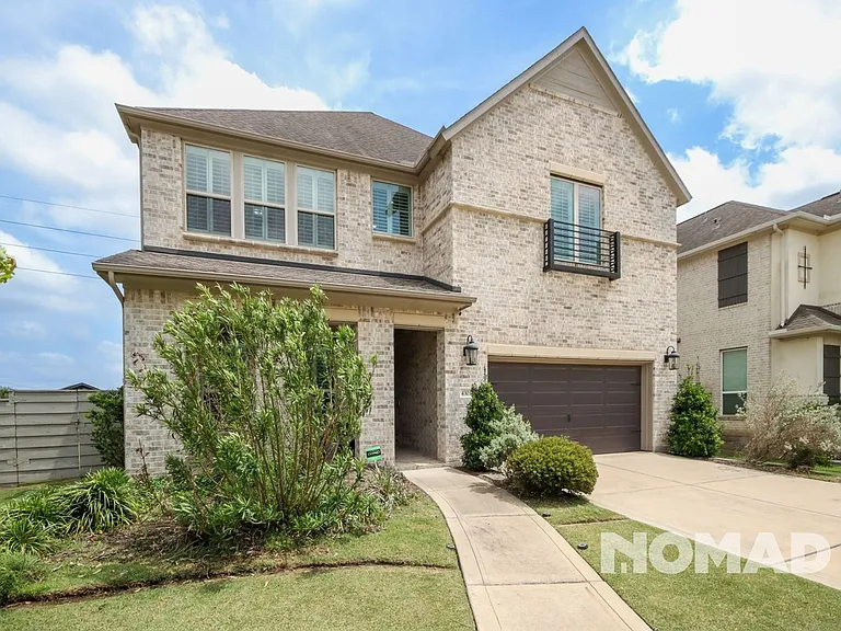 4303 Cottonwood Creek Ln — Photo 3