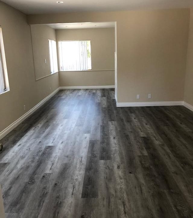 Living room/dining area