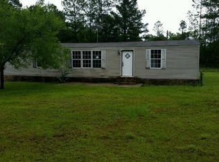 601 Woodcrest Rd, Douglas, GA 31533