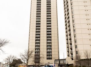 323 Colborne St #906, London, ON N6B3N8