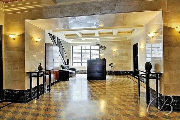 Sold by Owner | media 25