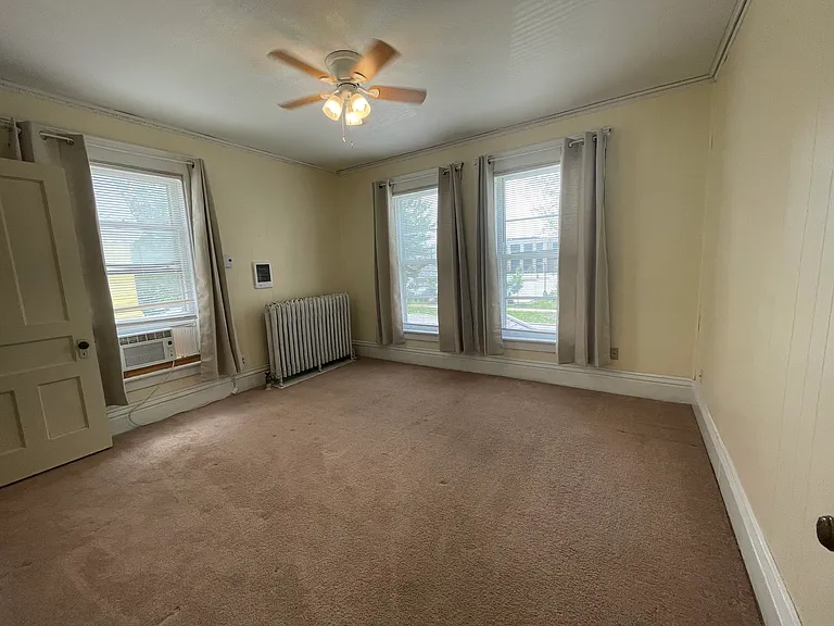 618 W Church St #4 — Photo 13