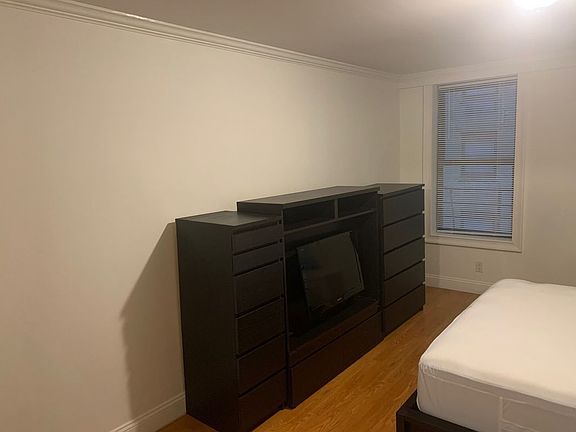 2nd image of 252 W 47th St APT 15
