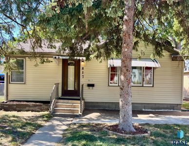 817 N Van Eps Ave, Sioux Falls, SD, 57103