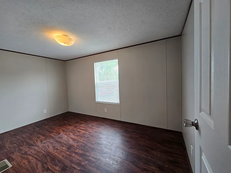 104 Dove Dr — Photo 16
