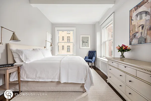 Sold by Cooper & Cooper Real Estate | media 8