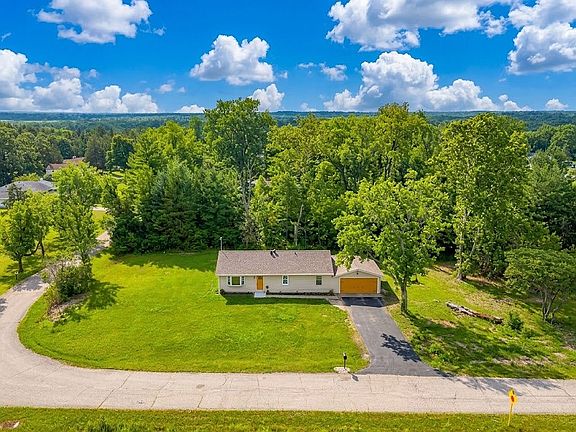 2nd image of 6701 Ellen Dr