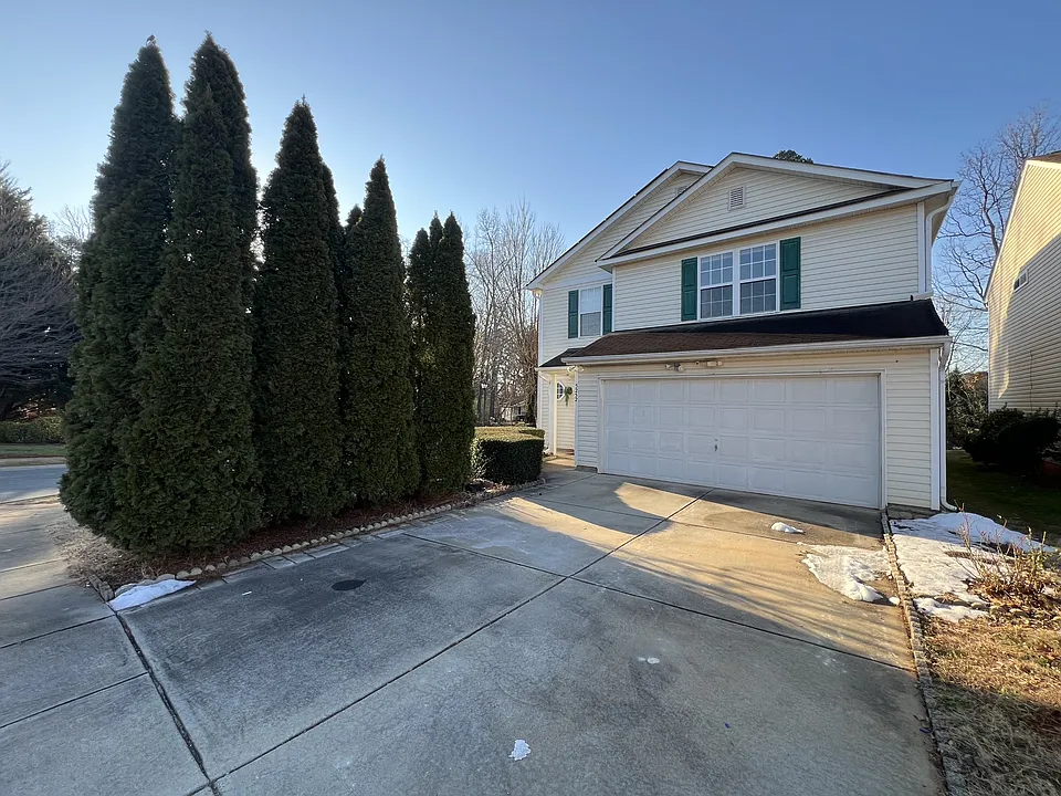 5252 Grays Ridge Dr