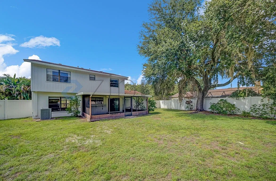 4 bed, 1756 sqft, $2,800 — Photo 3