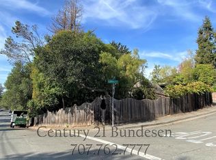 2015 Cummings Dr, Santa Rosa, CA 95404