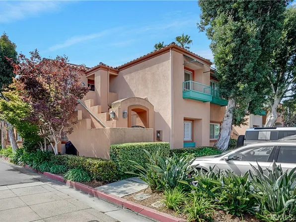 366 Villa Point Dr, Newport Beach, CA 92660