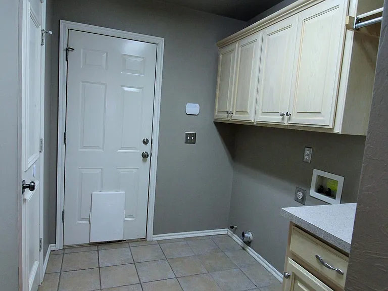2808 Stonebrook Rd — Photo 79