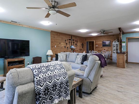 3rd image of 2228 County Road 4401