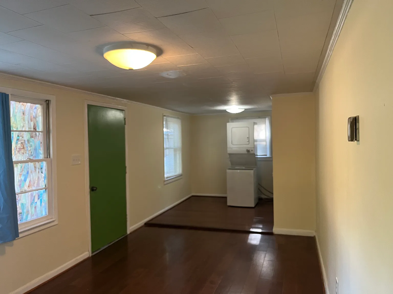 2 bed, 900 sqft, $1,200 — Photo 4