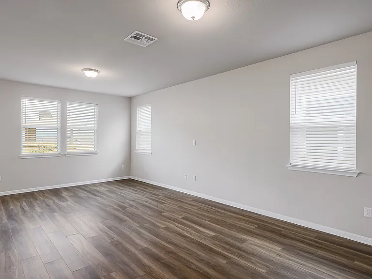 10702 Sentinel Dr — Photo 10