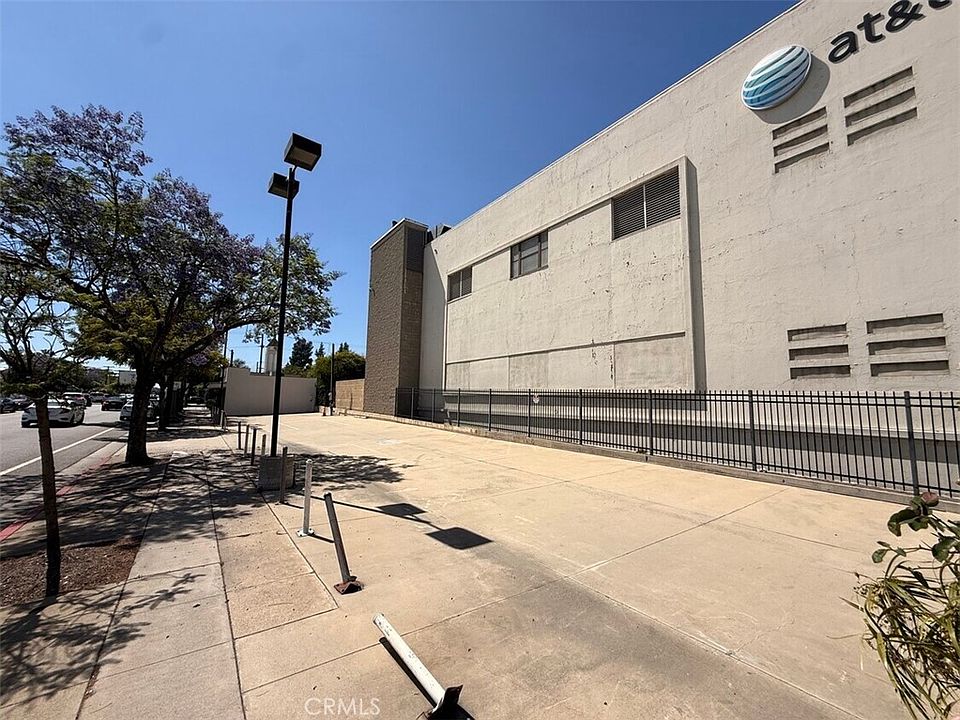 2nd image of 101 N San Gabriel