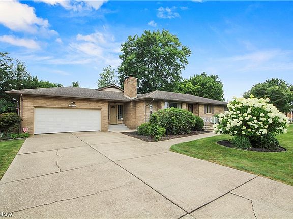 2nd image of 2494 Ardenwood Pl