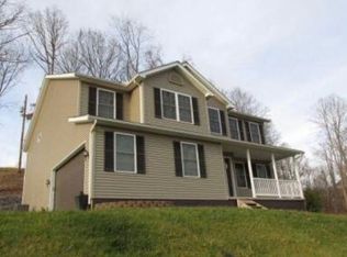 567 Dolan Ln, Cameron, WV 26033